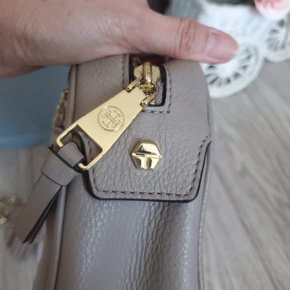 Tory Burch Camera Bag - Picture 8 of 15